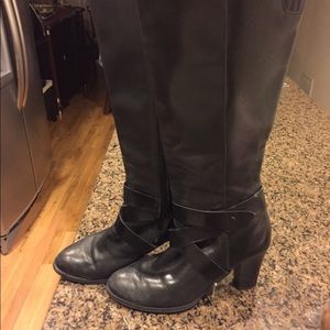 Ellen Tracy high knee boot